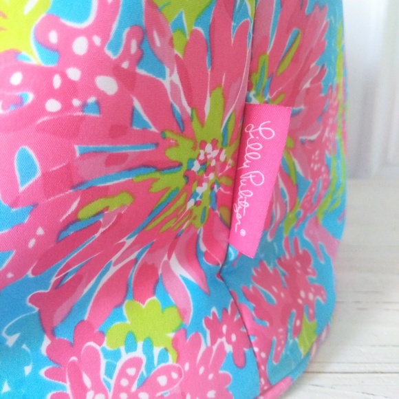 ❗SOLD❗Lilly Pulitzer Insulated Beverage Bucket - Picture 6 of 7